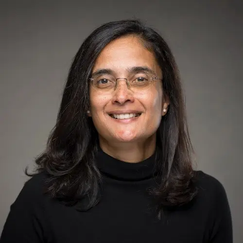 Pallavi Dhagat headshot